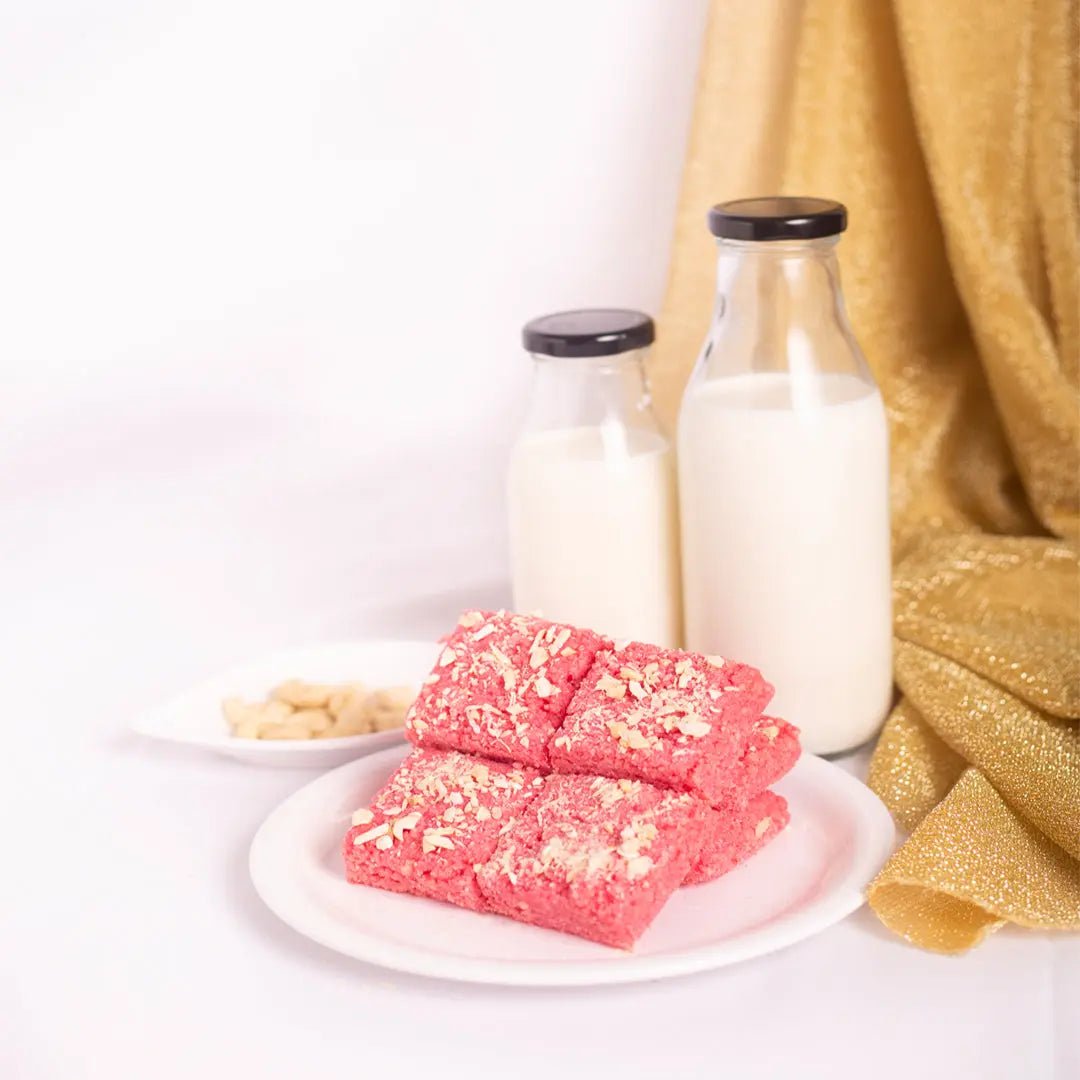 Strawberry Punch - GK DAIRY - Tamil Paal